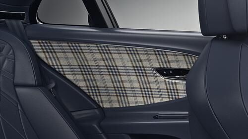 Neues Innenraummaterial  - Bentley kleidet sich in Tweed 