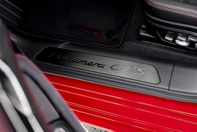 Porsche Panamera GTS 2021