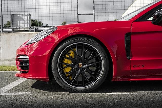 Porsche Panamera GTS 2021