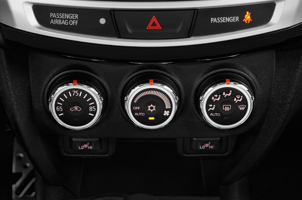 Mitsubishi ASX (Baujahr 2017) Top 5 Türen Temperatur und Klimaanlage