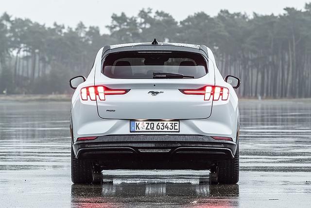 Der Ford Mustang Mach-E steht Anfang des nächsten Jahres beim Händler