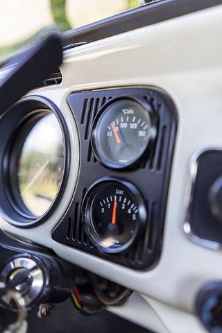 Im Theo Decker Cockpit wird die Temperatur des Motors angezeigt