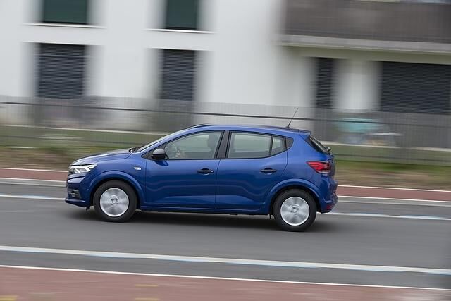 Dacia Sandero TCe90