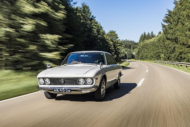 Das Fahrwerk Mazda Luce R130 ist sehr komfortabel abgestimmt
