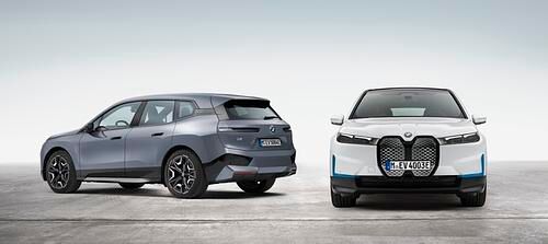 BMW iX   - Start mit zwei Modellen  