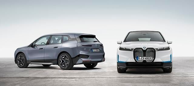 BMW iX   - Start mit zwei Modellen  