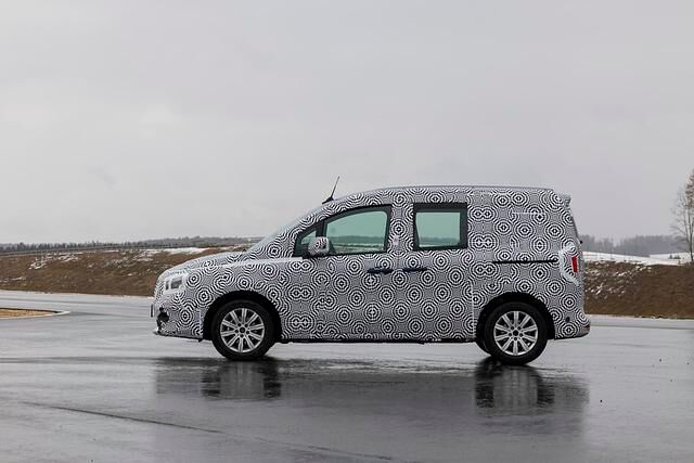 Der neue Citan basiert zwar wieder auf dem Kangoo, soll diesmal aber endlich nicht nur nach Mercedes aussehen, sondern sich auch so anfühlen