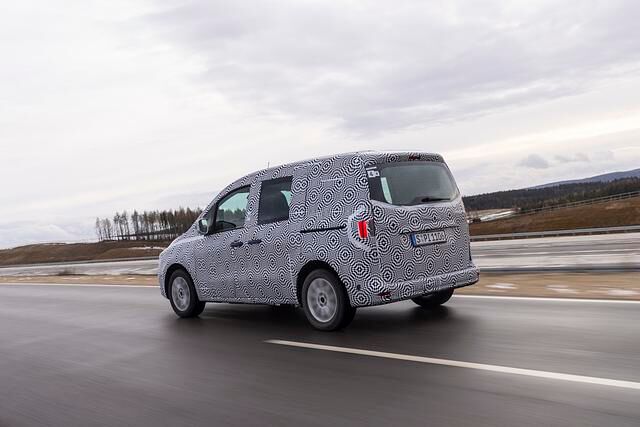 Noch fährt der Citan mit Tarnfolie umher