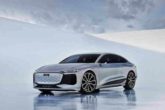 Riesiger Radstand, kein Kardantunnel: Der A6 E-Tron soll seinen Insassen einen sehr geräumigen Innenraum bietet