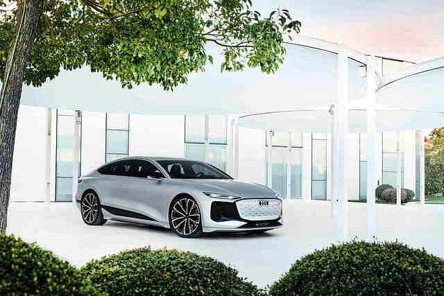 Äußerlich könnte der A6 E-Tron konkrete Hinweise darauf geben, wie das bald fällige Facelift für den A6 aussehen könnte