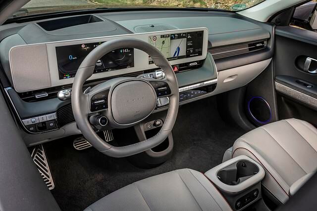 Analoganzeigen haben im Cockpit des Ioniq5 nichts mehr verloren