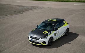 Opel Corsa-e  - Rally-Look für die Straße  