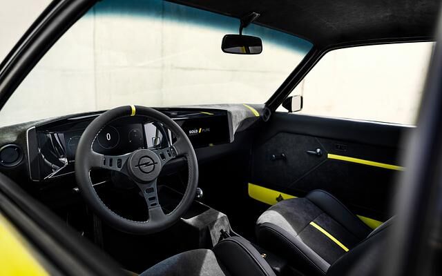 Auch das Cockpit wurde modifiziert