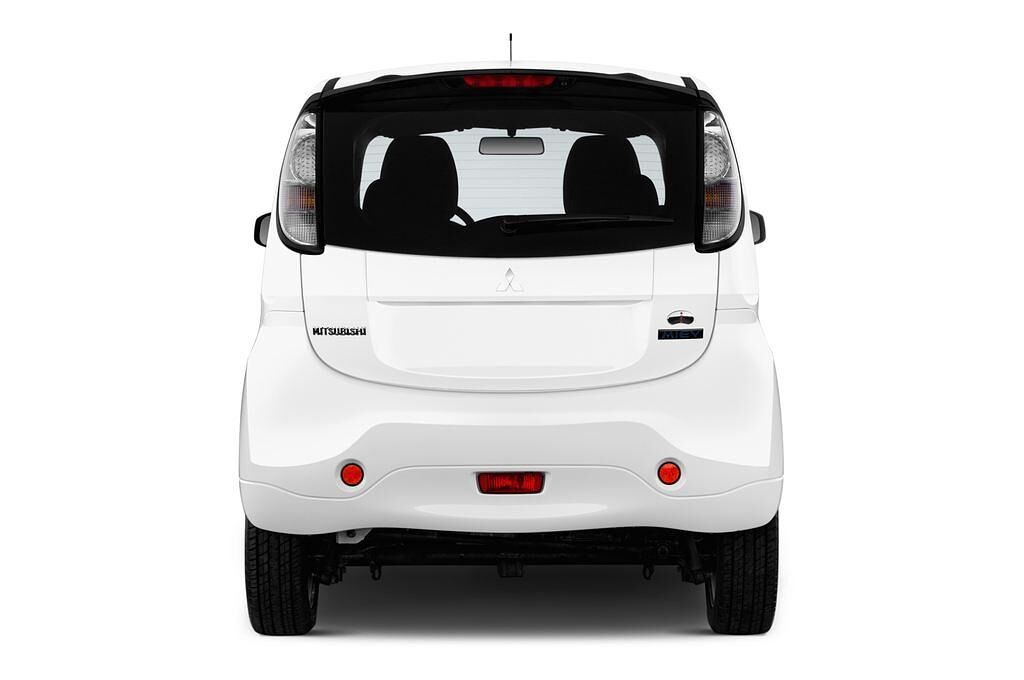 Mitsubishi Imiev (Baujahr 2016) - 5 Türen Heckansicht