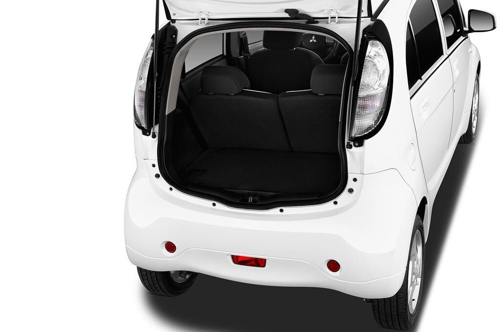 Mitsubishi Imiev (Baujahr 2016) - 5 Türen Kofferraum