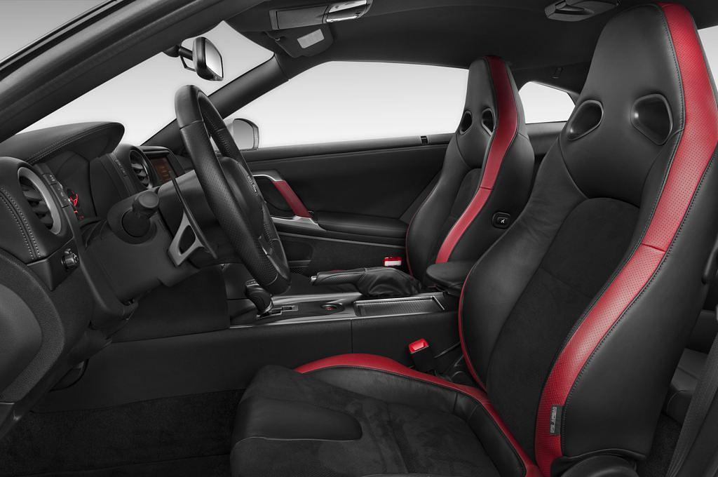 Nissan GT-R (Baujahr 2009) Premium 2 Türen Vordersitze