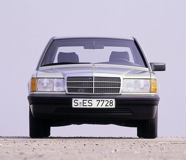 Mercedes-Benz E 190