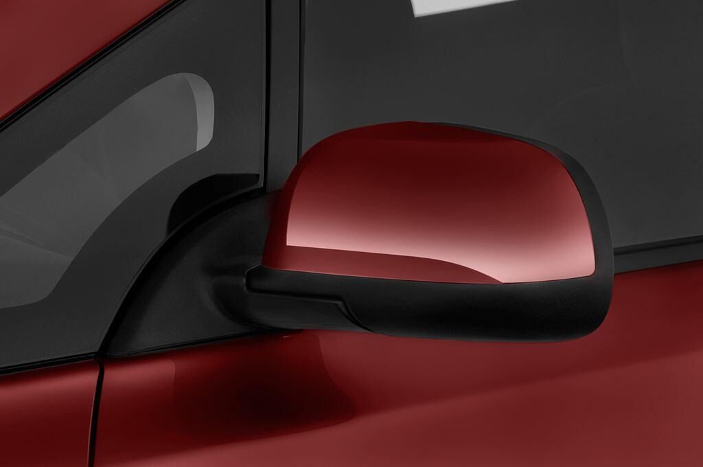 Nissan Leaf (Baujahr 2015) Visia 5 Türen Außenspiegel