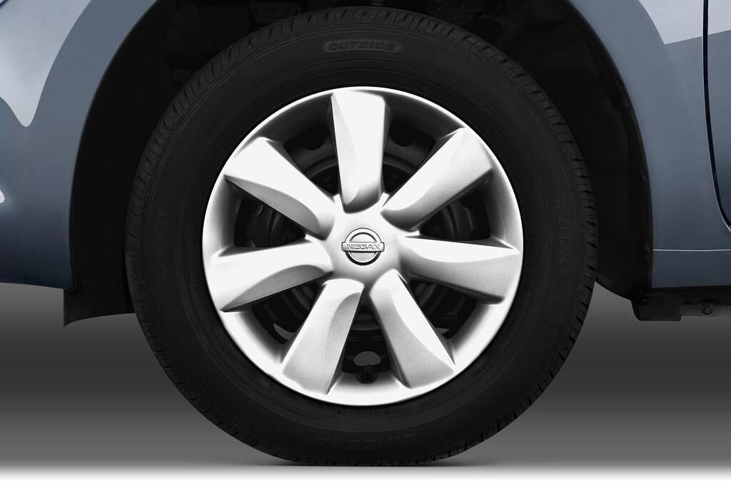 Nissan Micra (Baujahr 2011) Visia First 5 Türen Reifen und Felge