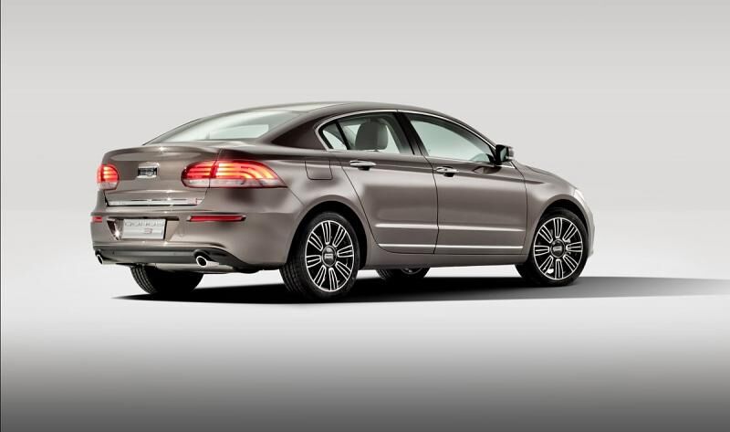 Qoros 3 Limousine
