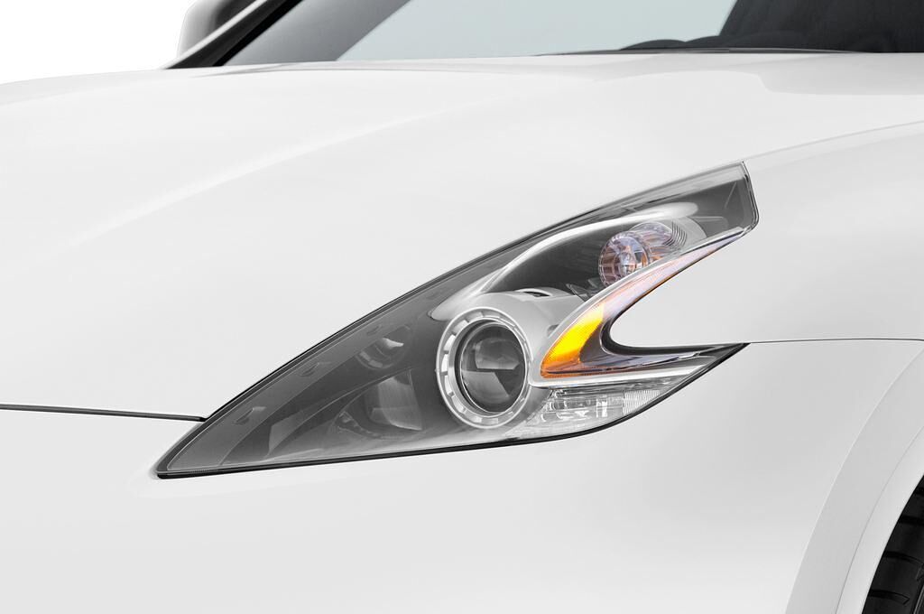 Nissan 370Z (Baujahr 2015) Nismo 2 Türen Scheinwerfer