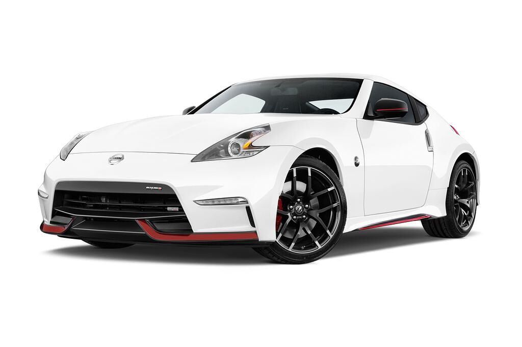 Nissan 370Z (Baujahr 2015) Nismo 2 Türen seitlich vorne mit Felge