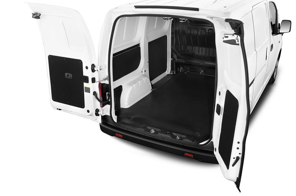 Nissan NV200 (Baujahr 2015) Pro 5 Türen Kofferraum