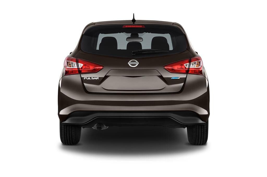 Nissan Pulsar (Baujahr 2014) 1.5 Dci Acenta 5 Türen Heckansicht