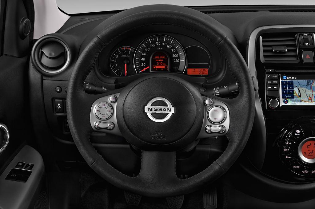 Nissan Micra (Baujahr 2013) Acenta 5 Türen Lenkrad