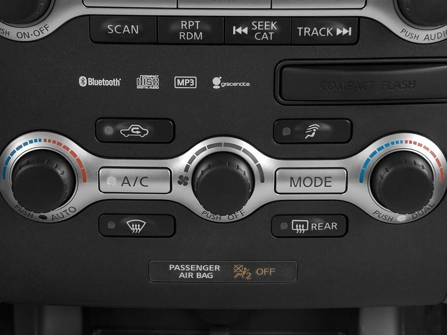 Nissan Murano (Baujahr 2010) LE 5 Türen Temperatur und Klimaanlage