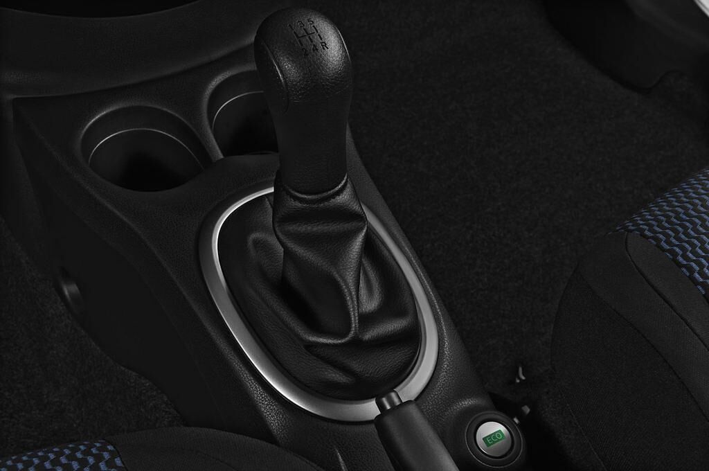 Nissan Note (Baujahr 2013) Acenta 5 Türen Schalthebel