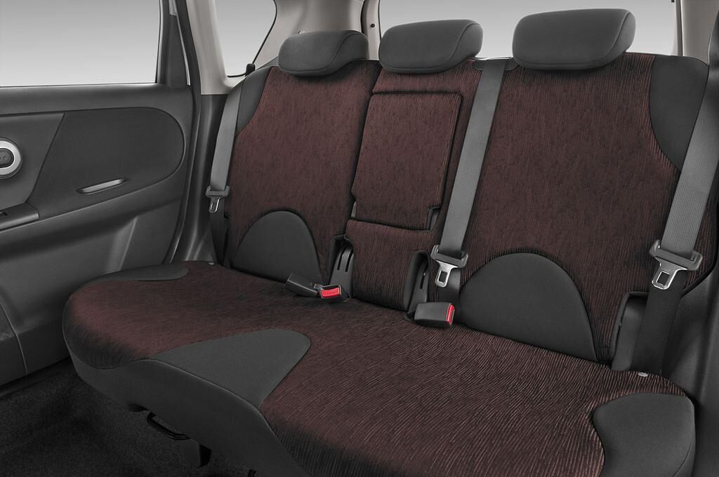 Nissan Note (Baujahr 2010) Acenta 5 Türen Rücksitze