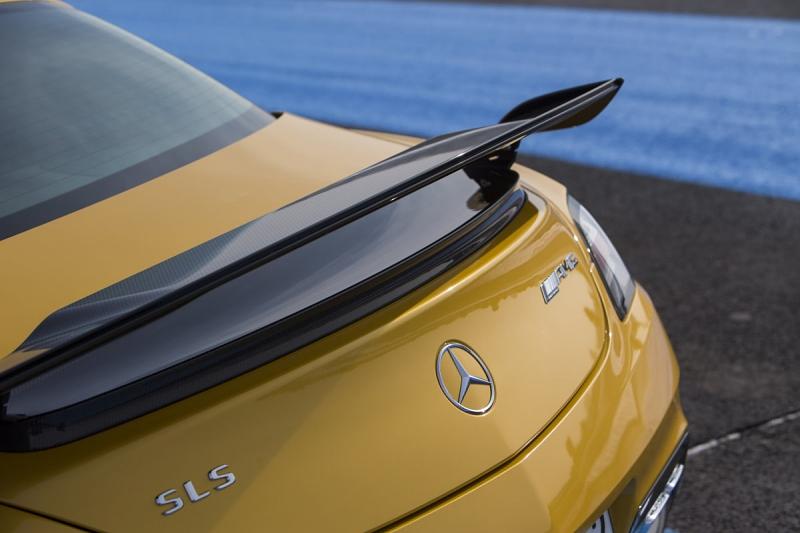 Mercedes SLS Black eries