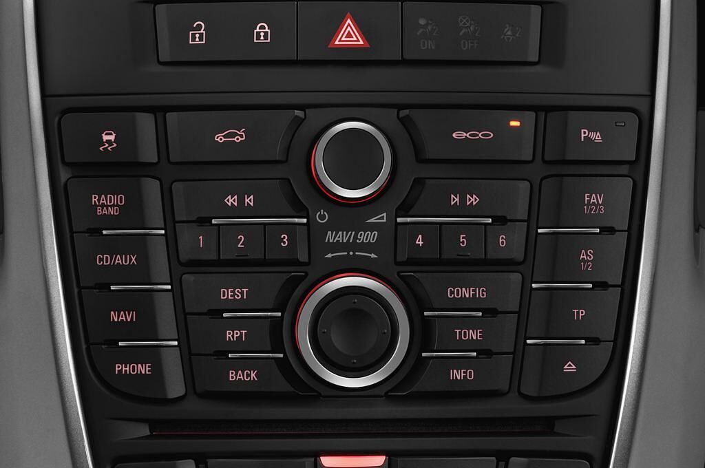 Opel Astra (Baujahr 2013) INNOVATION 4 Türen Radio und Infotainmentsystem