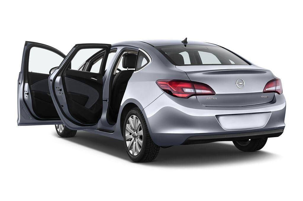 Opel Astra (Baujahr 2013) INNOVATION 4 Türen Tür geöffnet