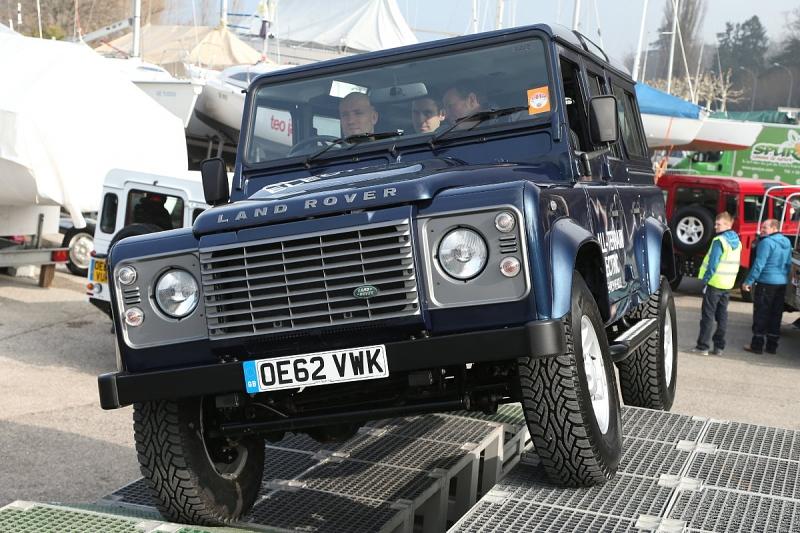 Land Rover Defender Electric