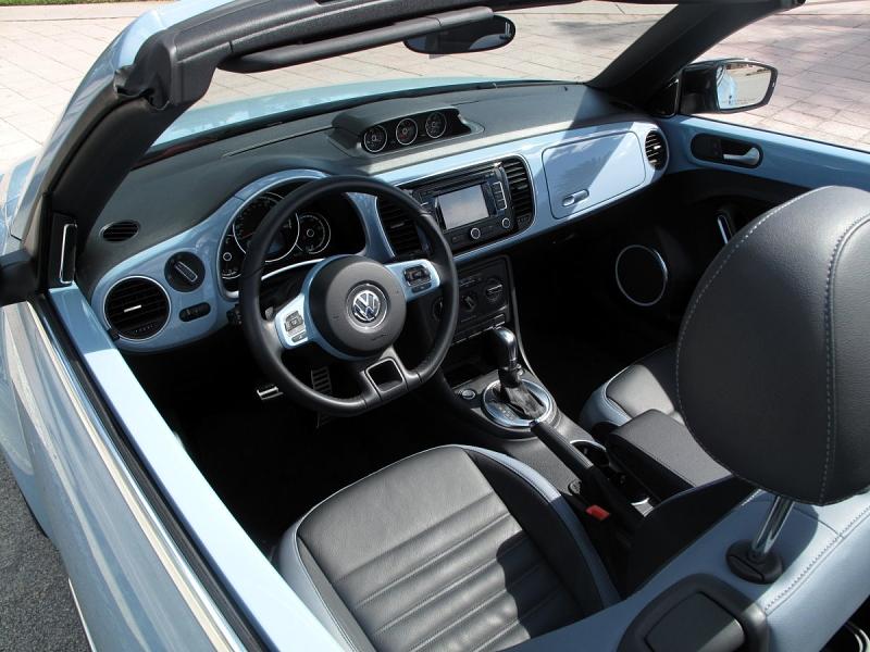 VW Beetle Cabrio 60s Edition