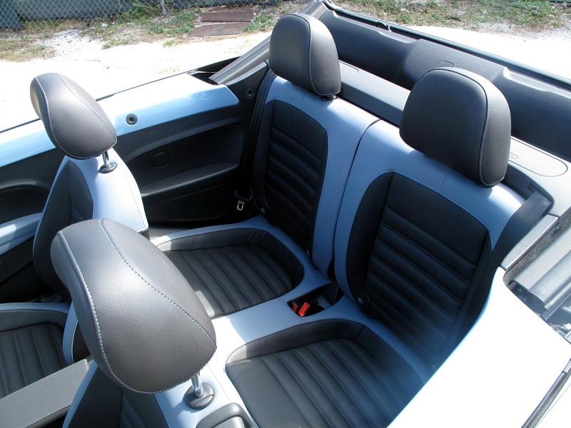 VW Beetle Cabrio 60s Edition
