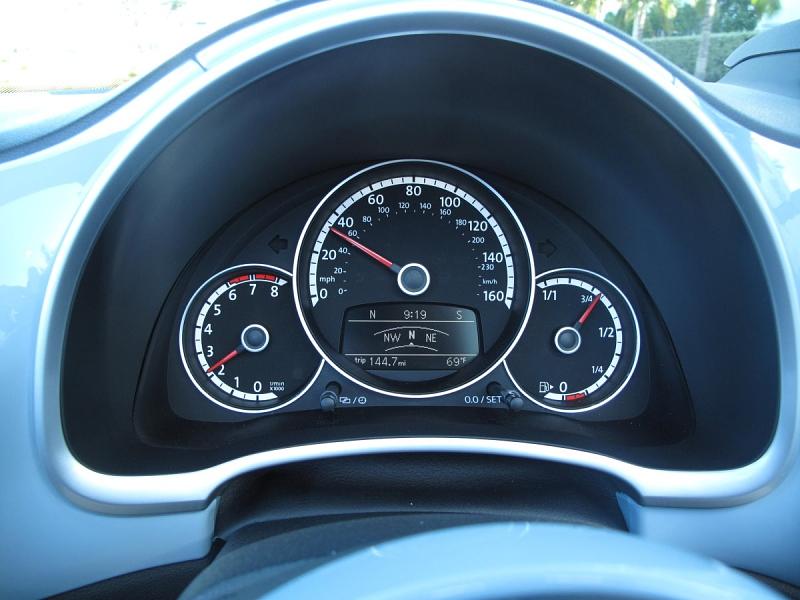 VW Beetle Cabrio 60s Edition
