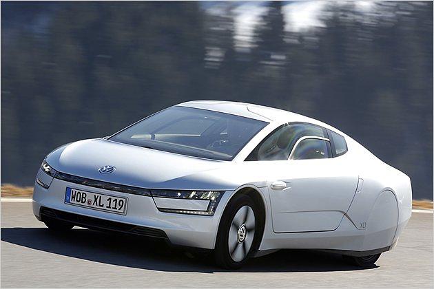 Das sparsamste Auto der Welt: Der VW XL1 soll im Schnitt nur 0,9 Liter pro 100 Kilometer verbrauchen