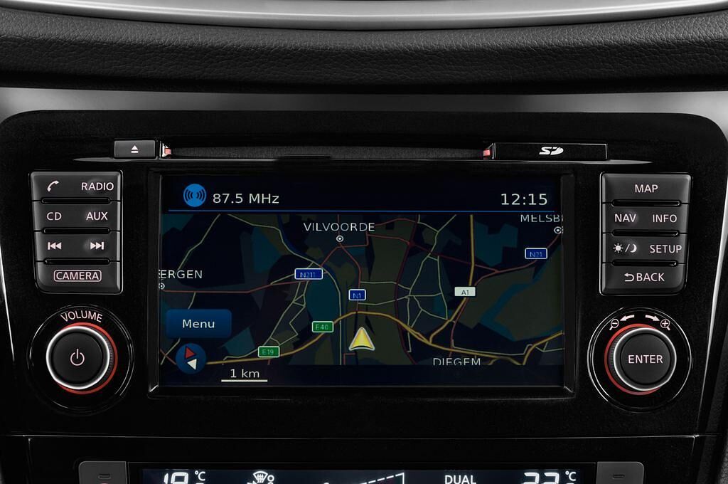 Nissan Qashqai (Baujahr 2014) TEKNA 5 Türen Radio und Infotainmentsystem