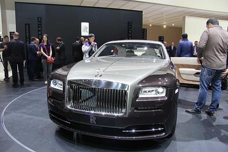 Bentley Flying Spur gegen Rolls-Royce Wraith - Zweikampf der Luxus-PS-Protze