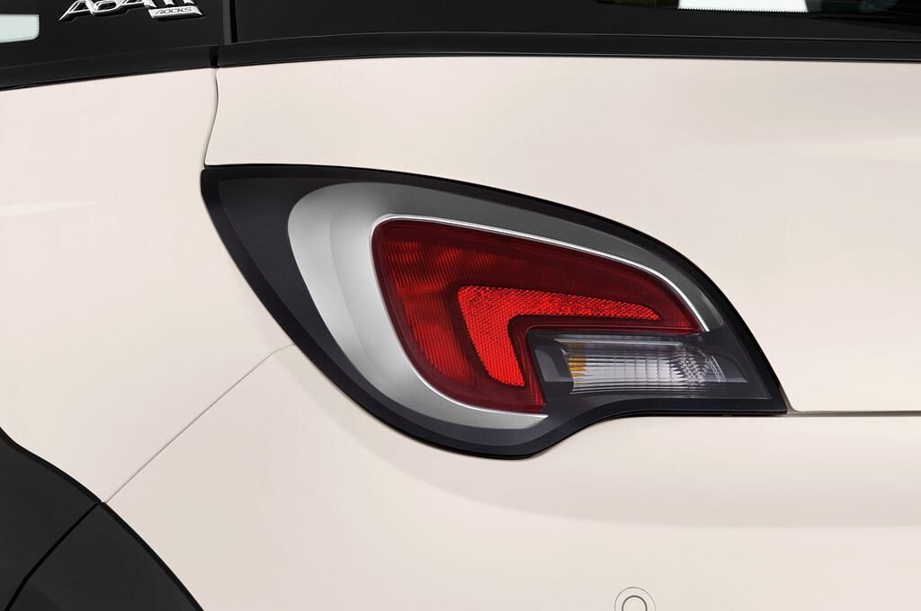 Opel Adam (Baujahr 2015) Rocks 3 Türen Rücklicht
