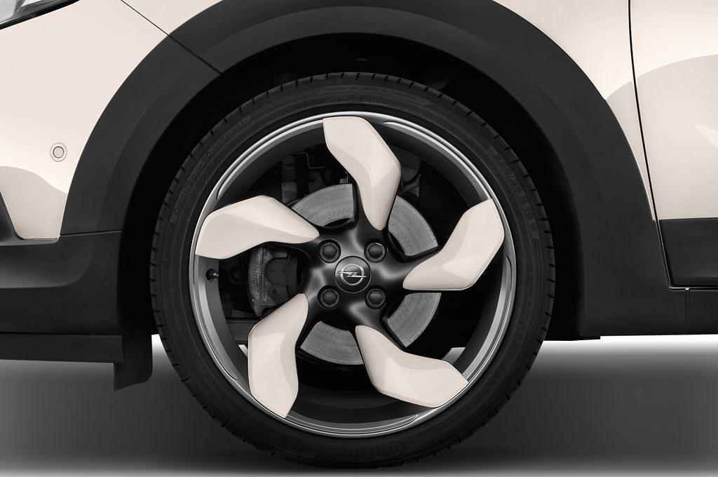 Opel Adam (Baujahr 2015) Rocks 3 Türen Reifen und Felge