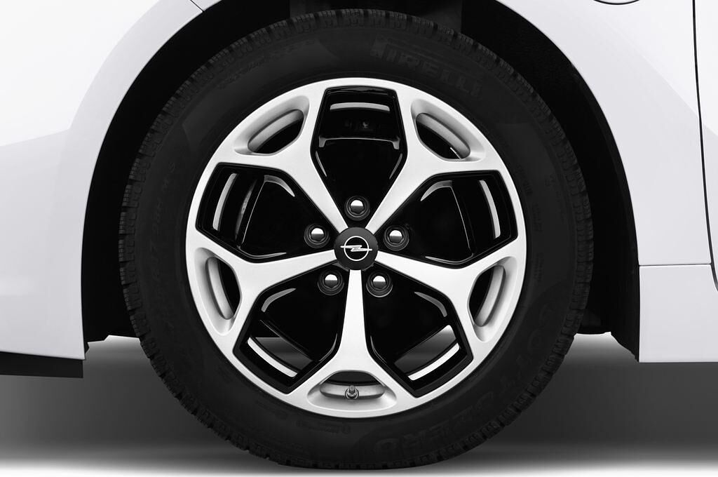 Opel Ampera (Baujahr 2013) ePionier Edition 5 Türen Reifen und Felge