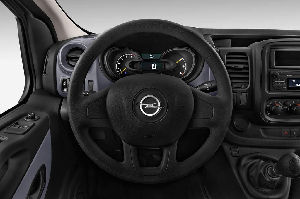 Opel Vivaro (Baujahr 2015) 1.6 Cdti L1H1 2.7 4 Türen Lenkrad