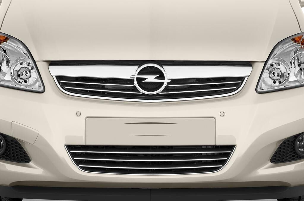 Opel Zafira (Baujahr 2011) Sport 5 Türen Kühlergrill und Scheinwerfer