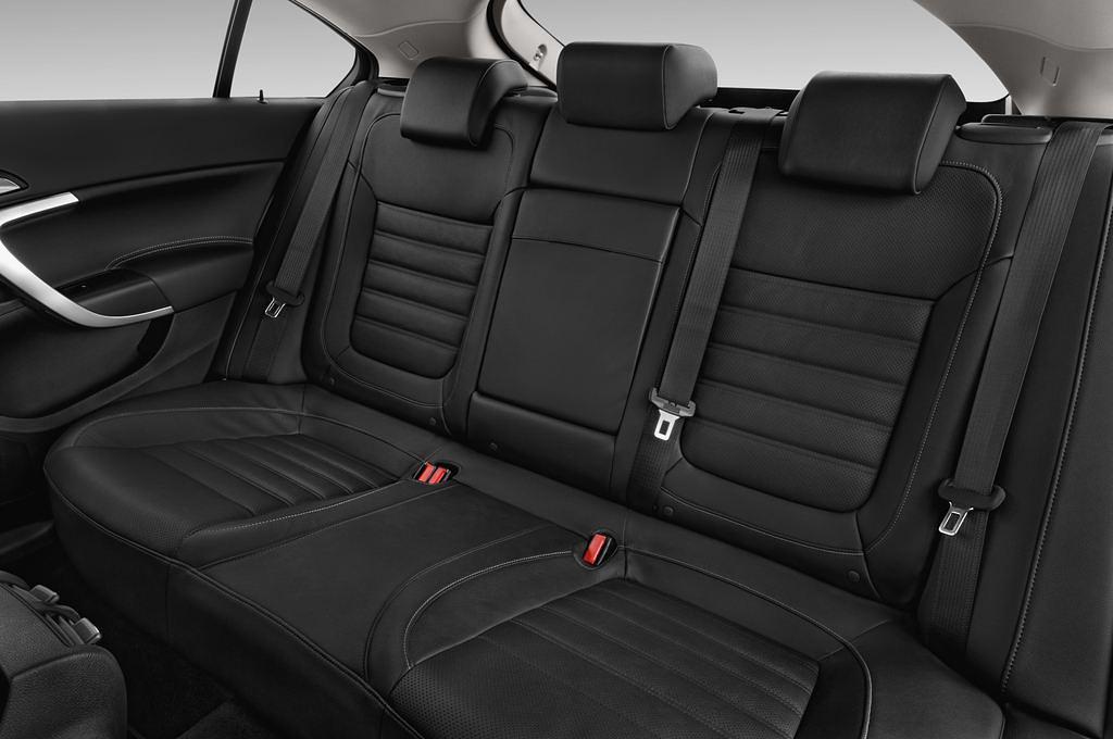 Opel Insignia (Baujahr 2013) INNOVATION 5 Türen Rücksitze