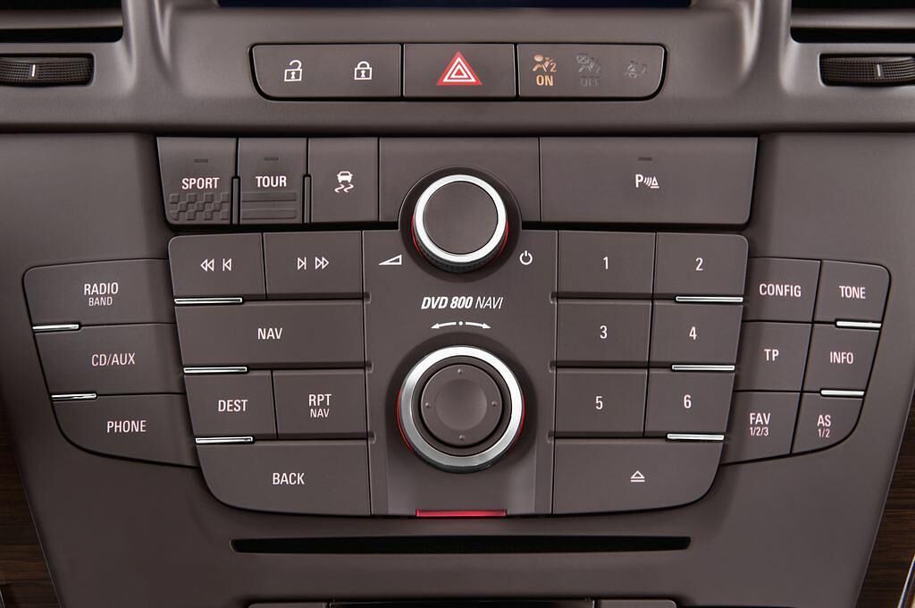 Opel Insignia (Baujahr 2012) Innovation 5 Türen Radio und Infotainmentsystem