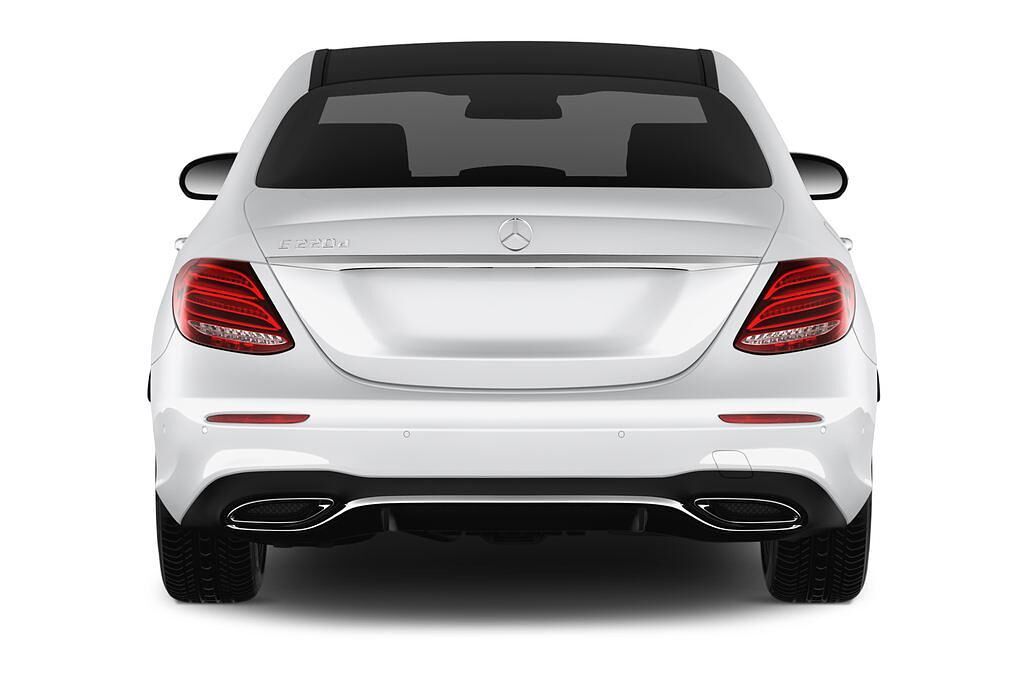 Mercedes E-Class (Baujahr 2016) Avantgarde 4 Türen Heckansicht